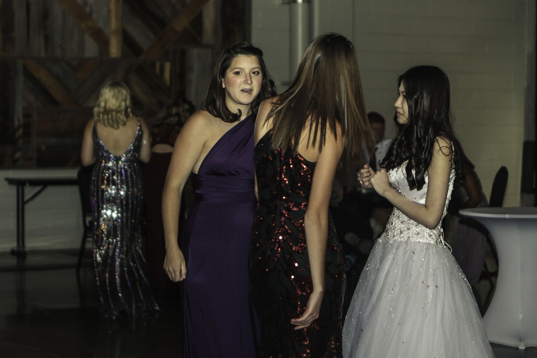 PHOTOS: Weborg 21 Centre Prom